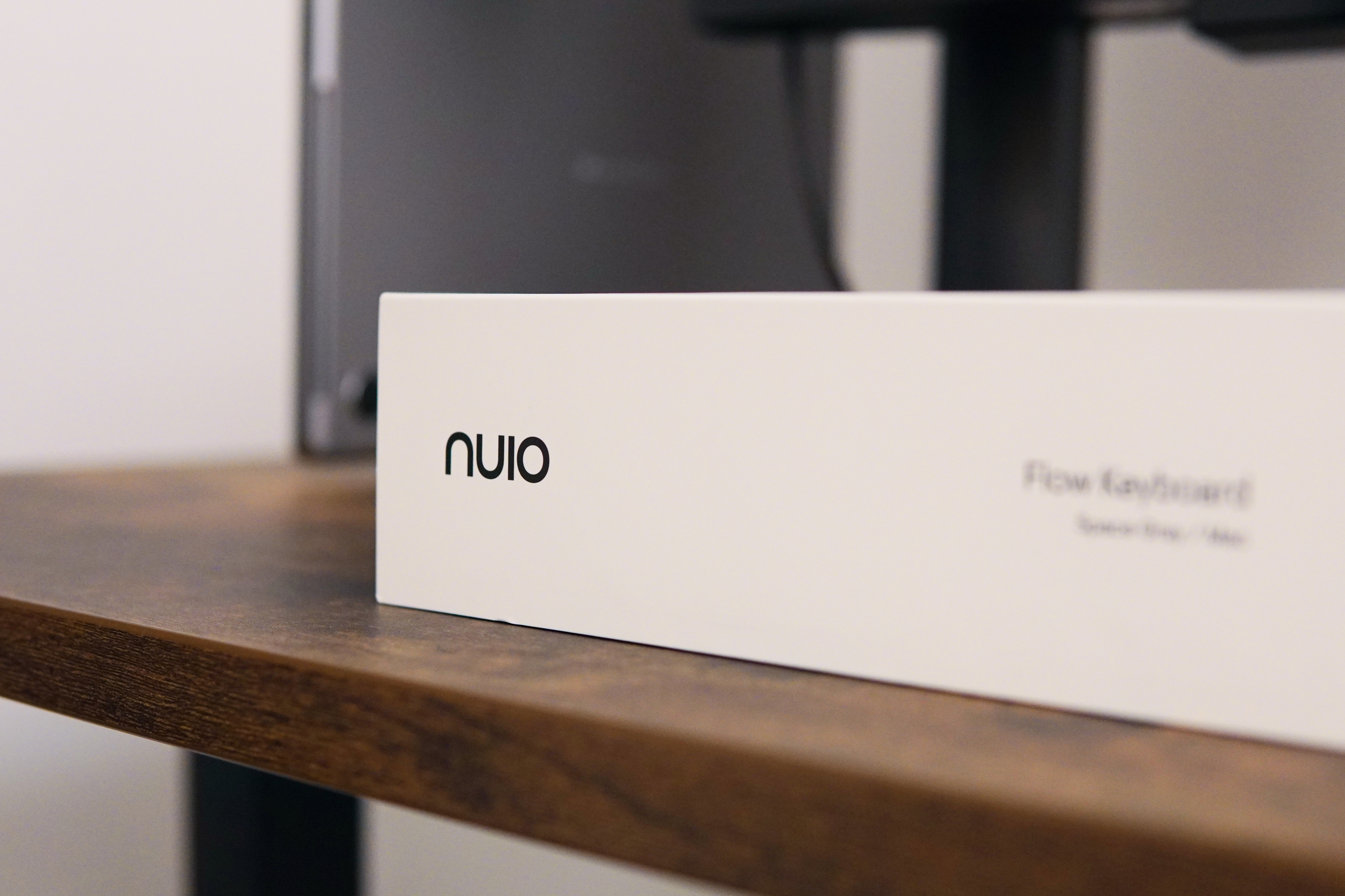 Nuio box side view